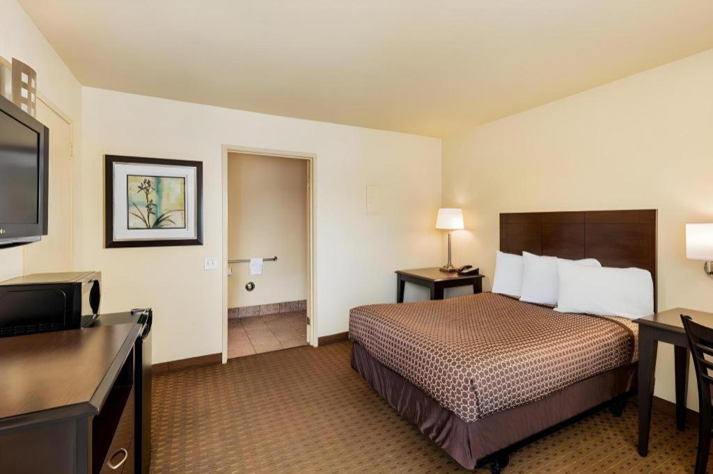 Lemon Heights Inn Tustin Kültér fotó