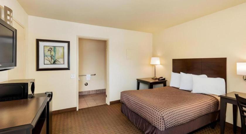 Lemon Heights Inn Tustin Kültér fotó