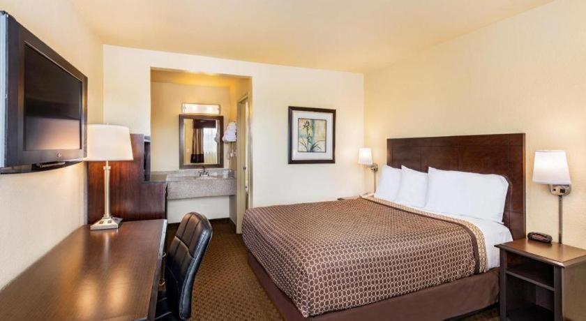 Lemon Heights Inn Tustin Kültér fotó