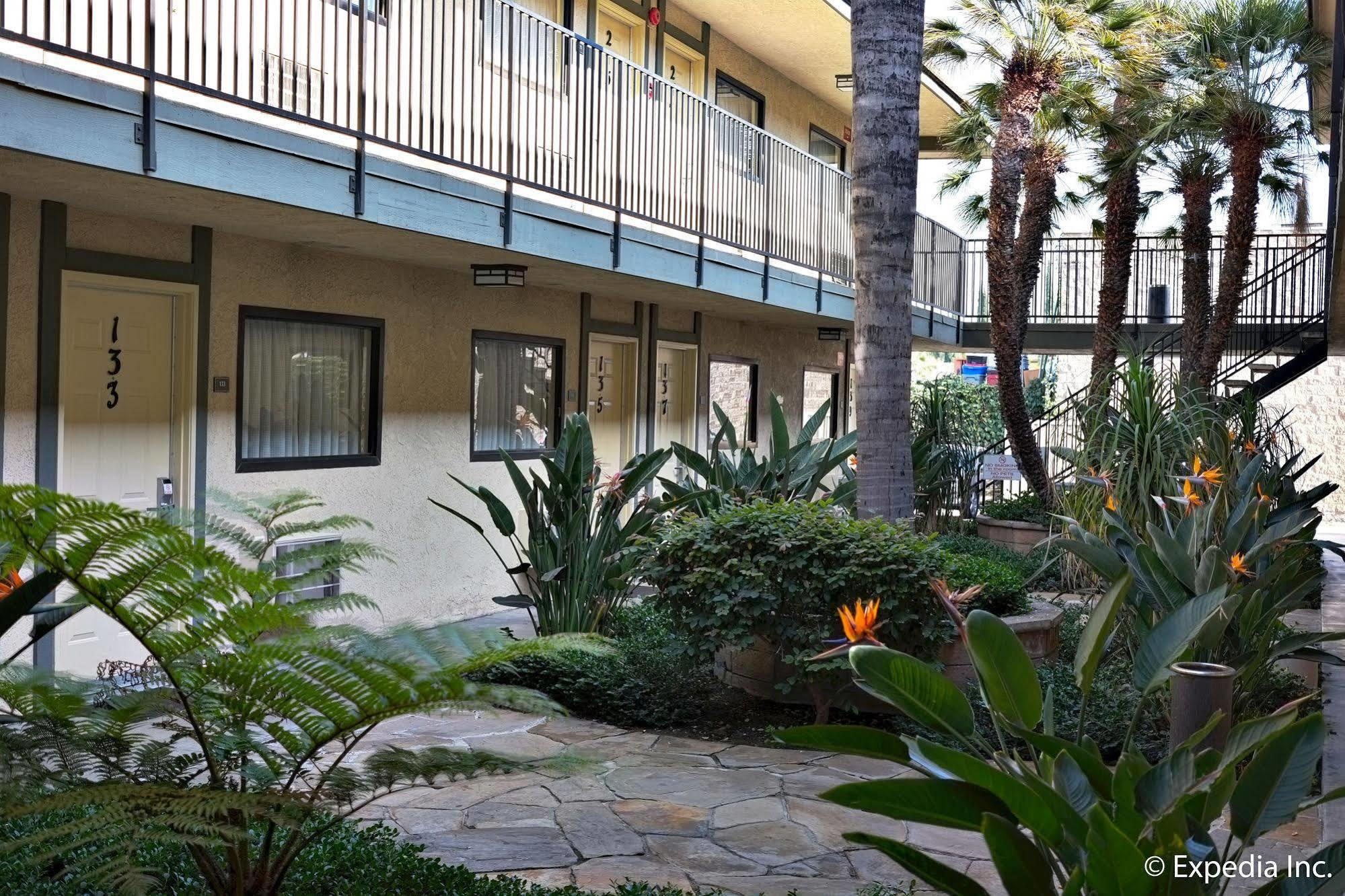 Lemon Heights Inn Tustin Kültér fotó