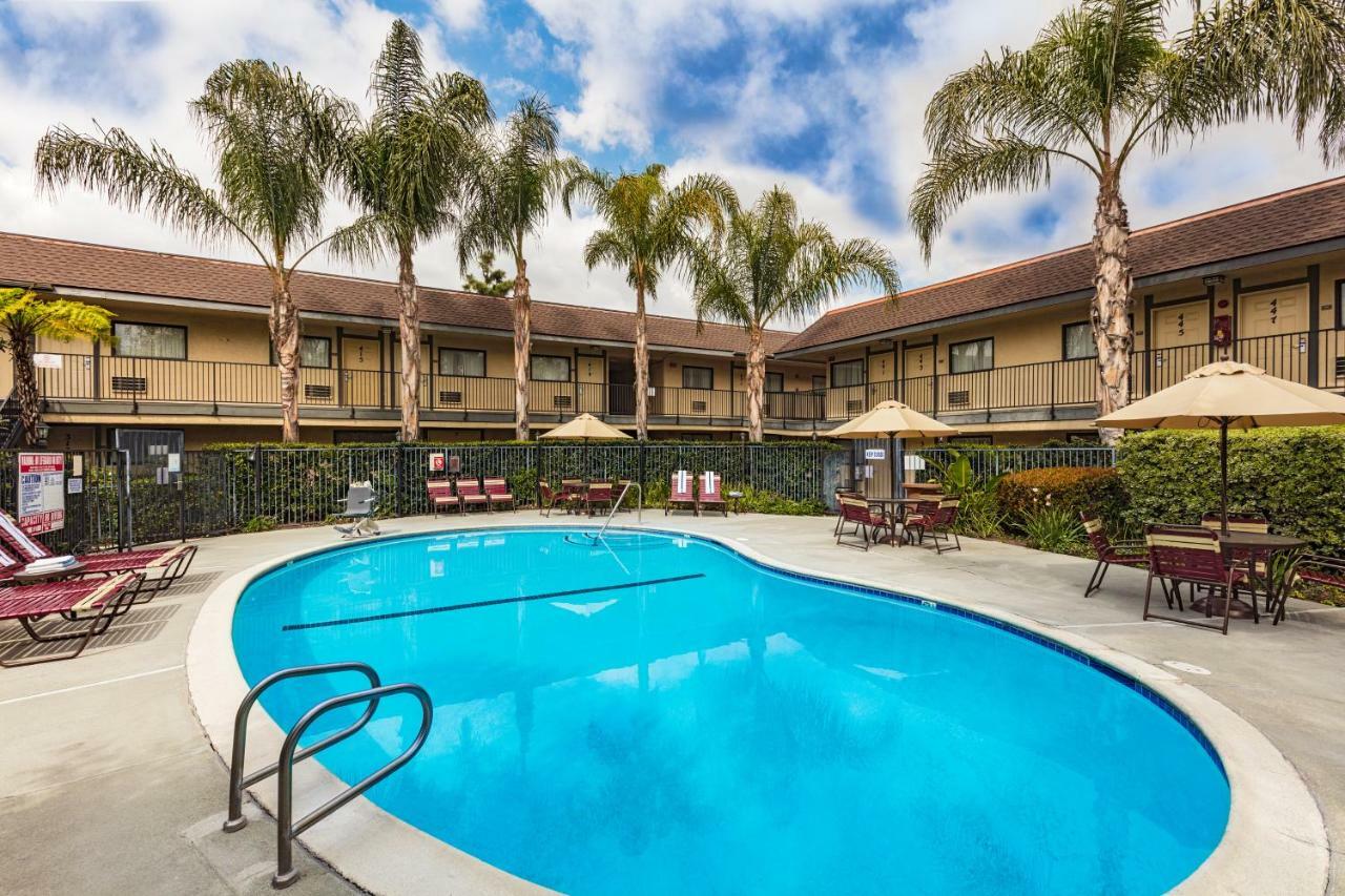 Lemon Heights Inn Tustin Kültér fotó