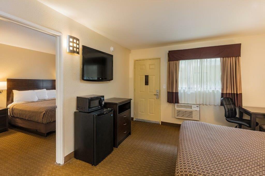 Lemon Heights Inn Tustin Kültér fotó